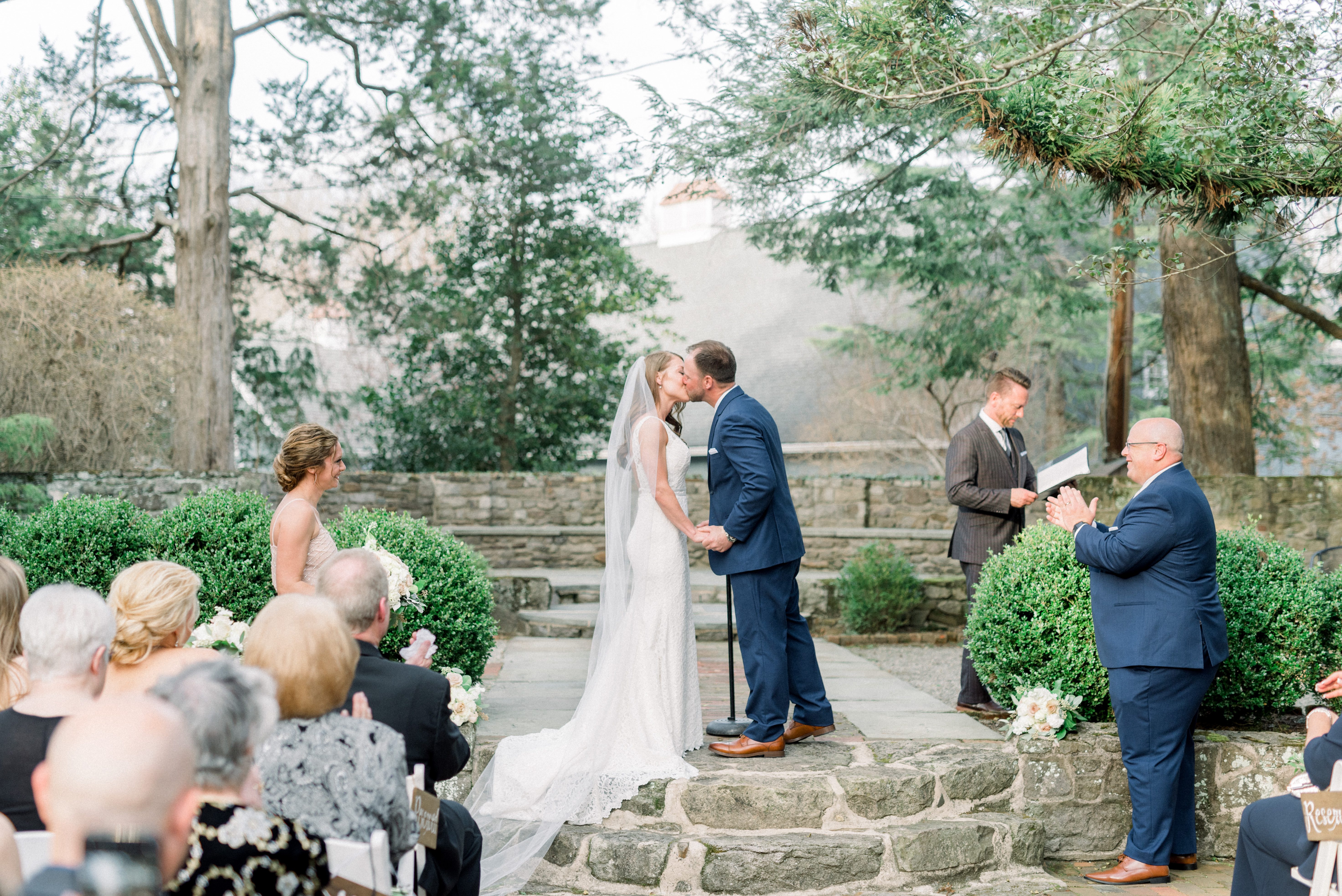 Holly Hedge Estate Wedding in New Hope Pennsylvania | Amber Dawn Photography