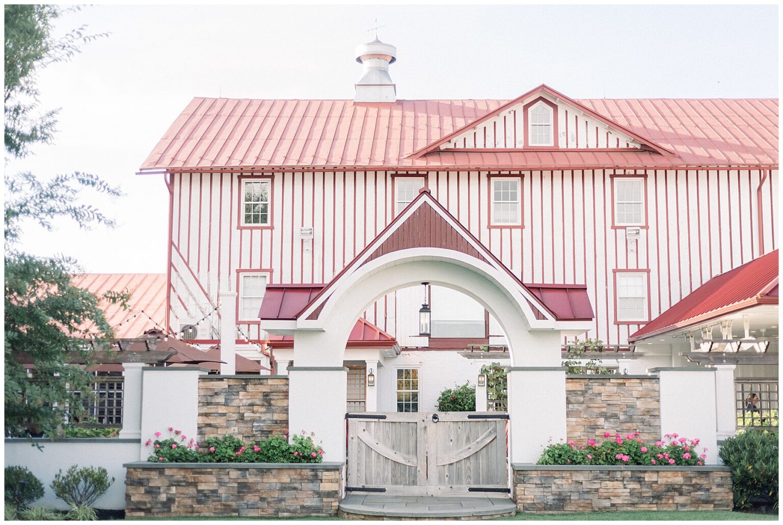 Maggie + Justin Normandy Farms Amber Dawn Photography