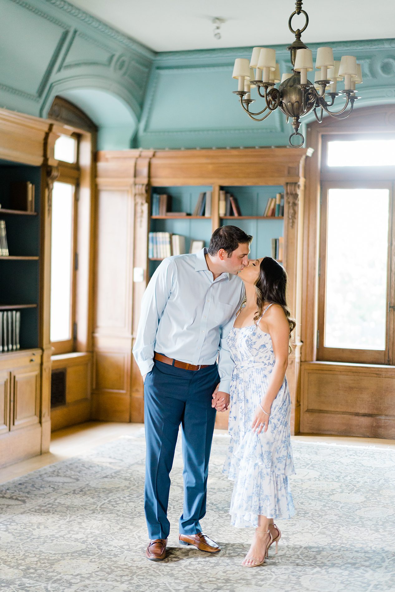 engagement portraits of couple at Cairnwood Estate in PA