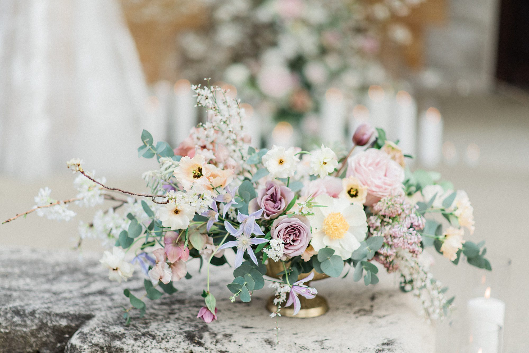 light garden inspired wedding flowers