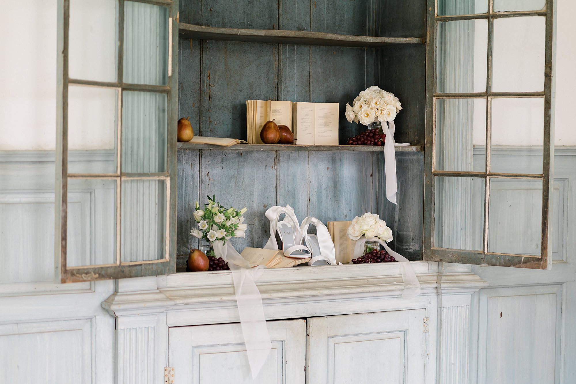 bridal details on vintage shelf at Historic Salubria Wedding in Virginia