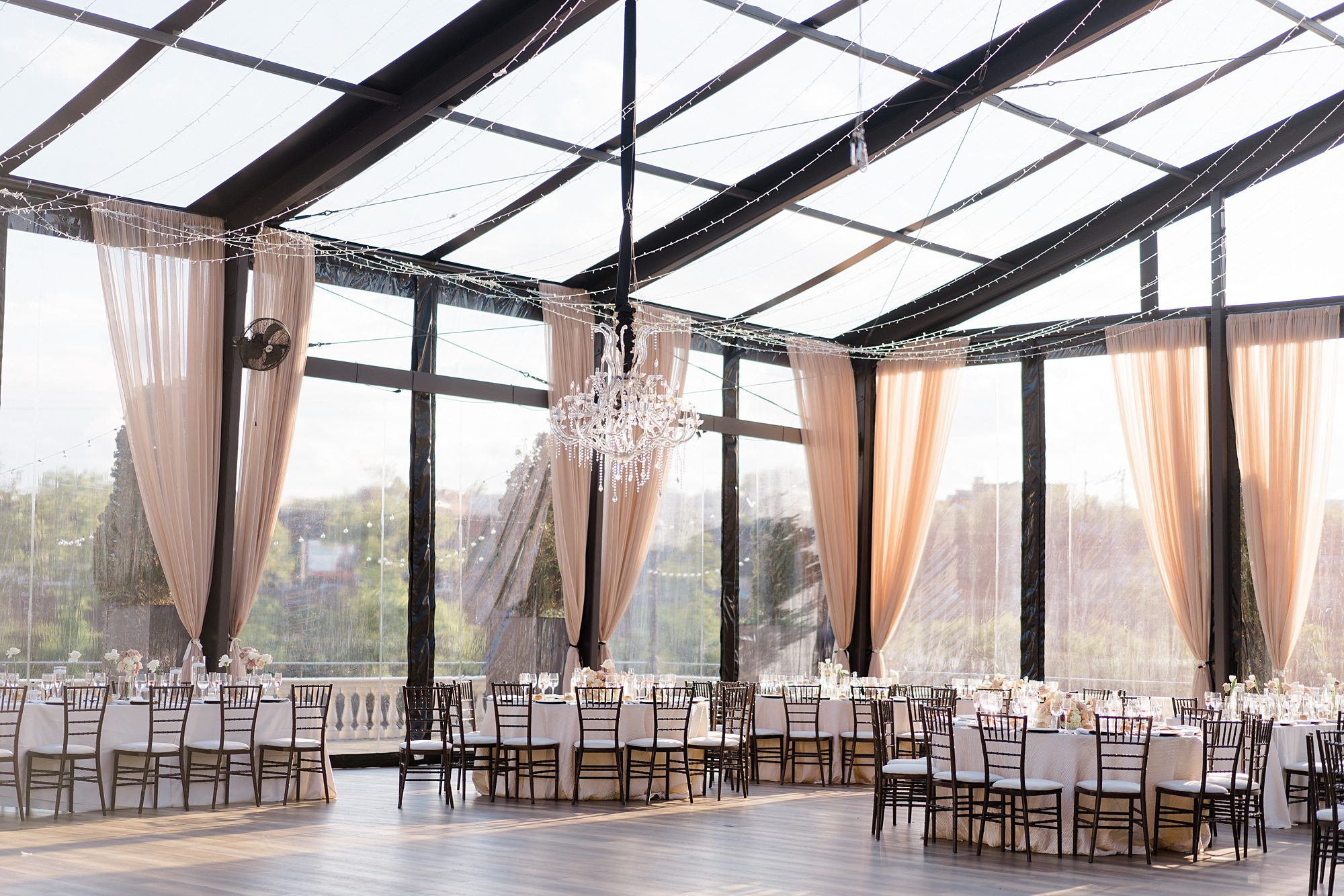 light and airy wedding venue in Philadelphia at a Cescaphe venue