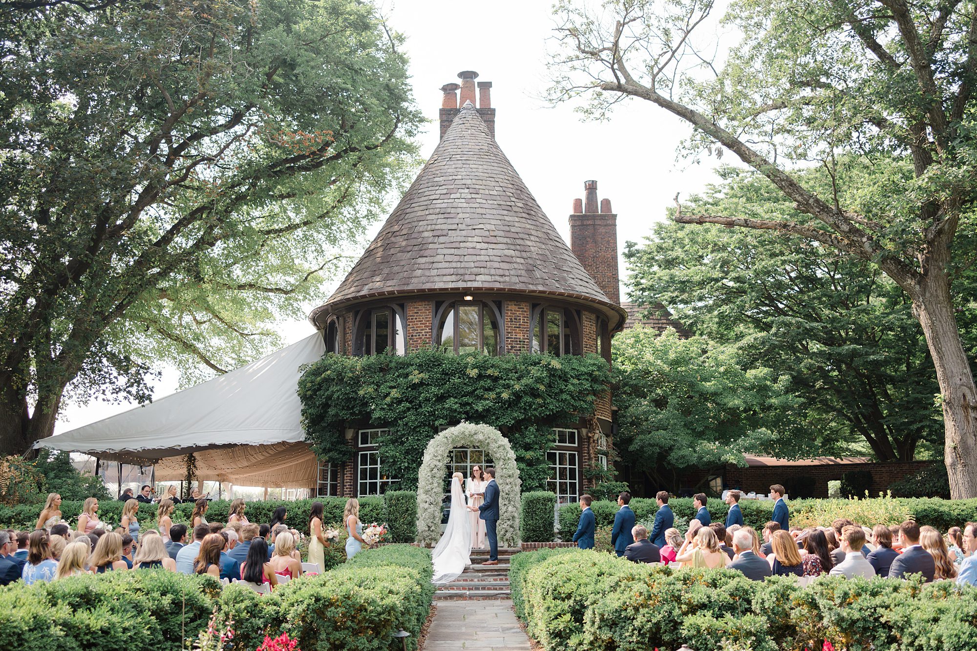 Garden Summer Wedding at historic Greenville Country Club 