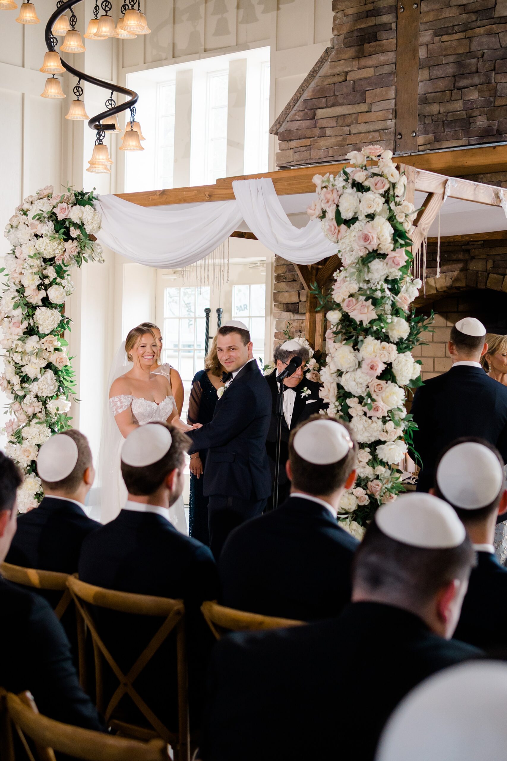 Jewish wedding ceremony at the Coach House at The Ryland Inn
