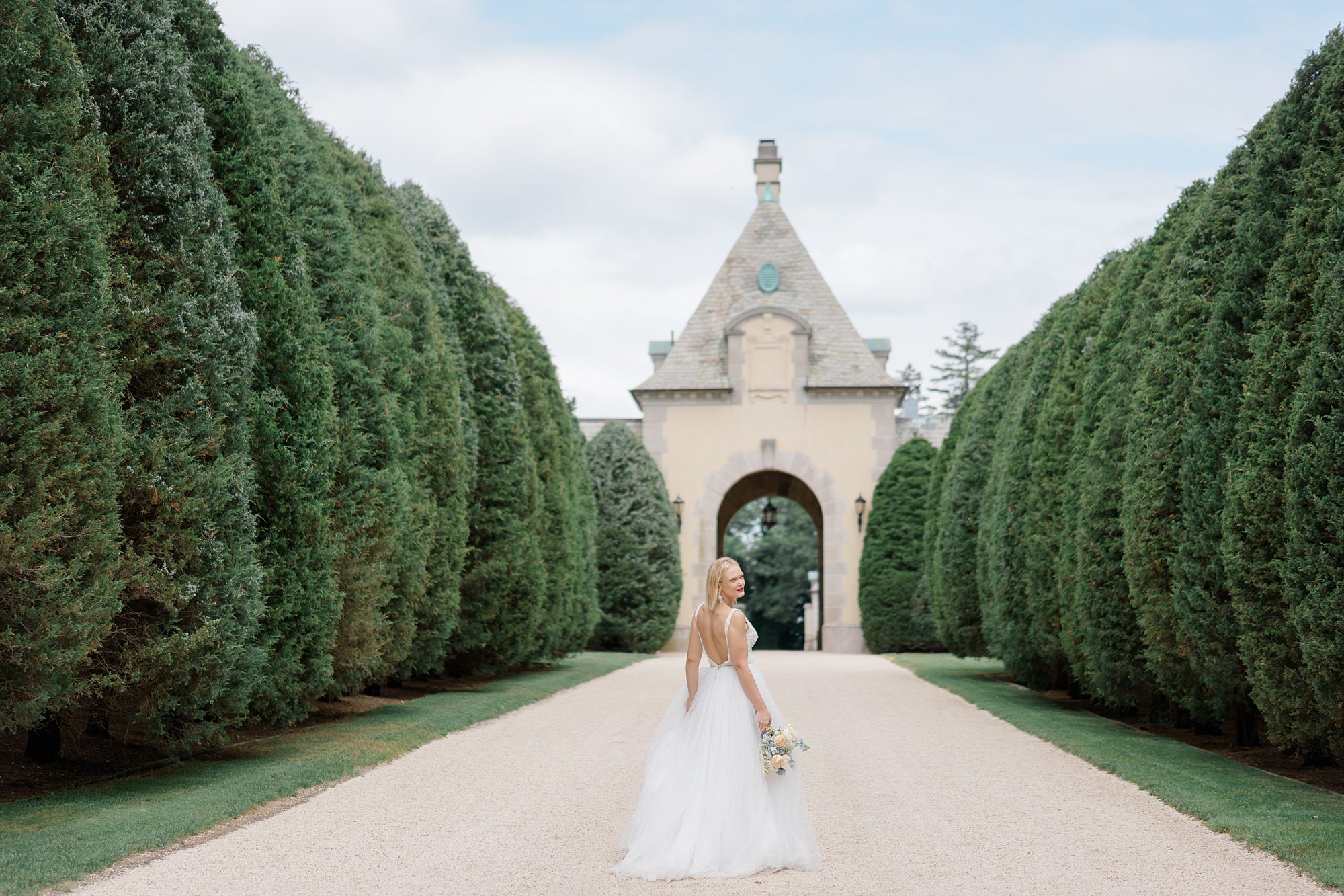 Elegant Bridal Inspiration at Oheka Castle